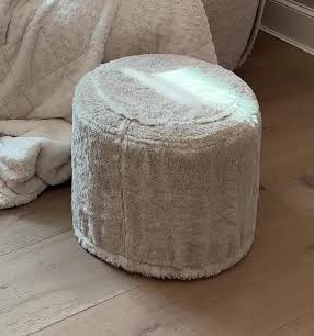 CQ0577 Squattoman Cover: Alpaca Phur