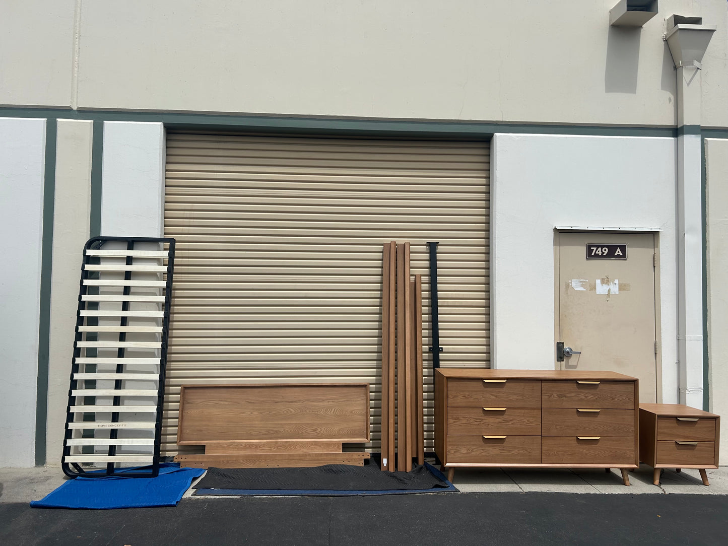 Rove Concept Bedroom Set