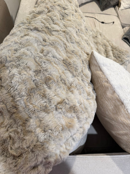 Floor Model blanket Jackal Phur