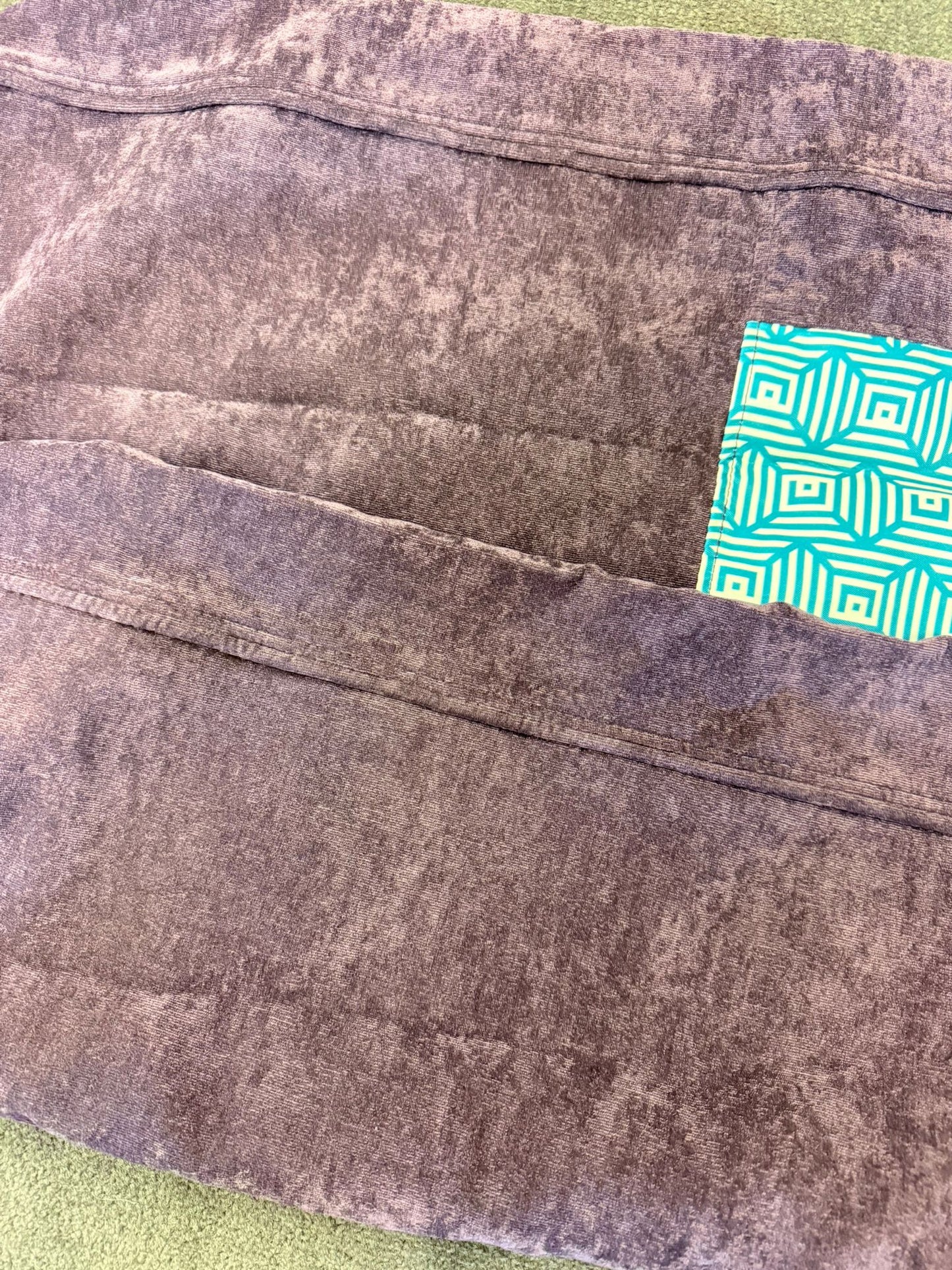 HE7485	 Side cover: Amethyst Corded Velvet