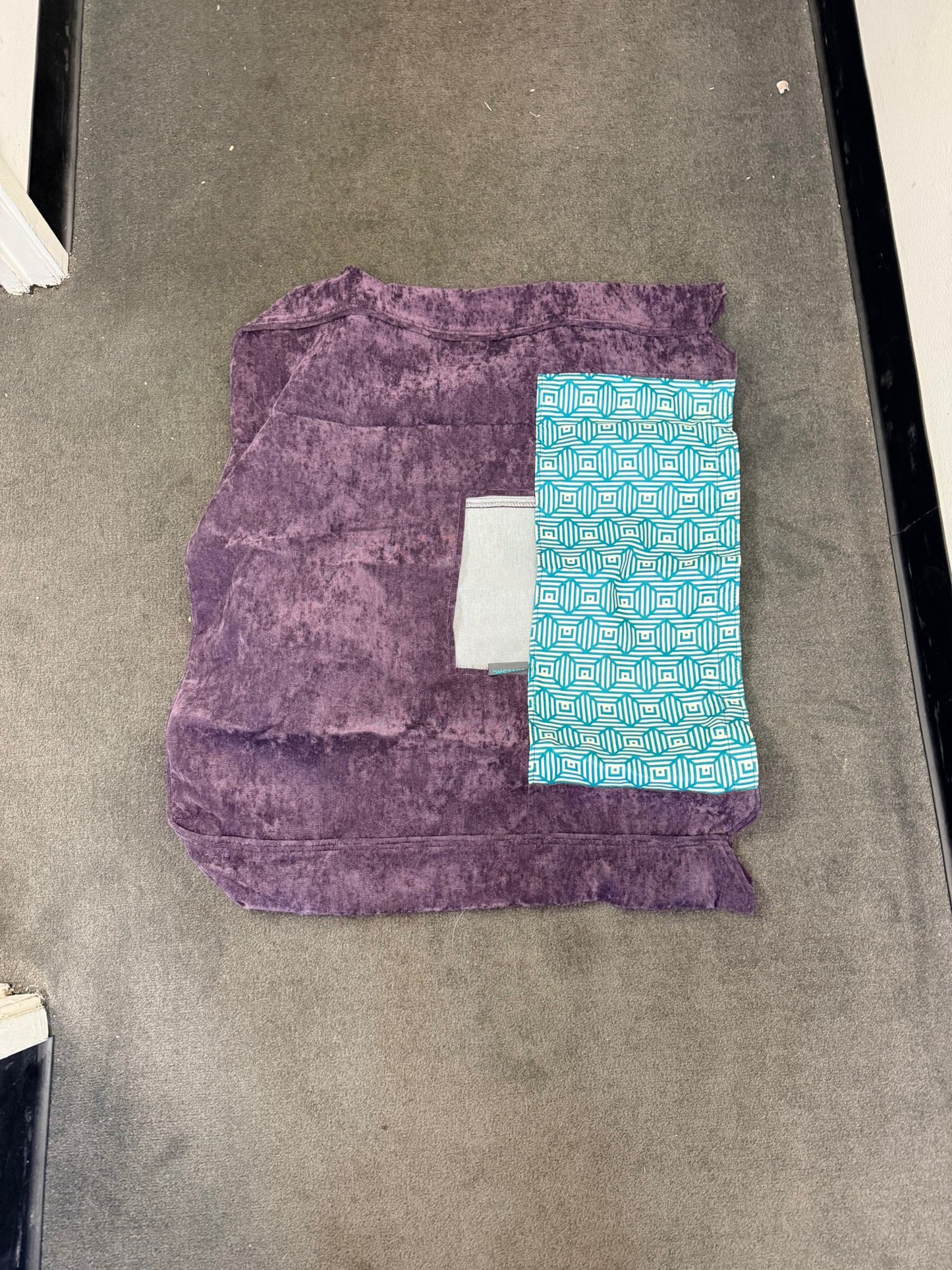 HE7485	 Side cover: Amethyst Corded Velvet
