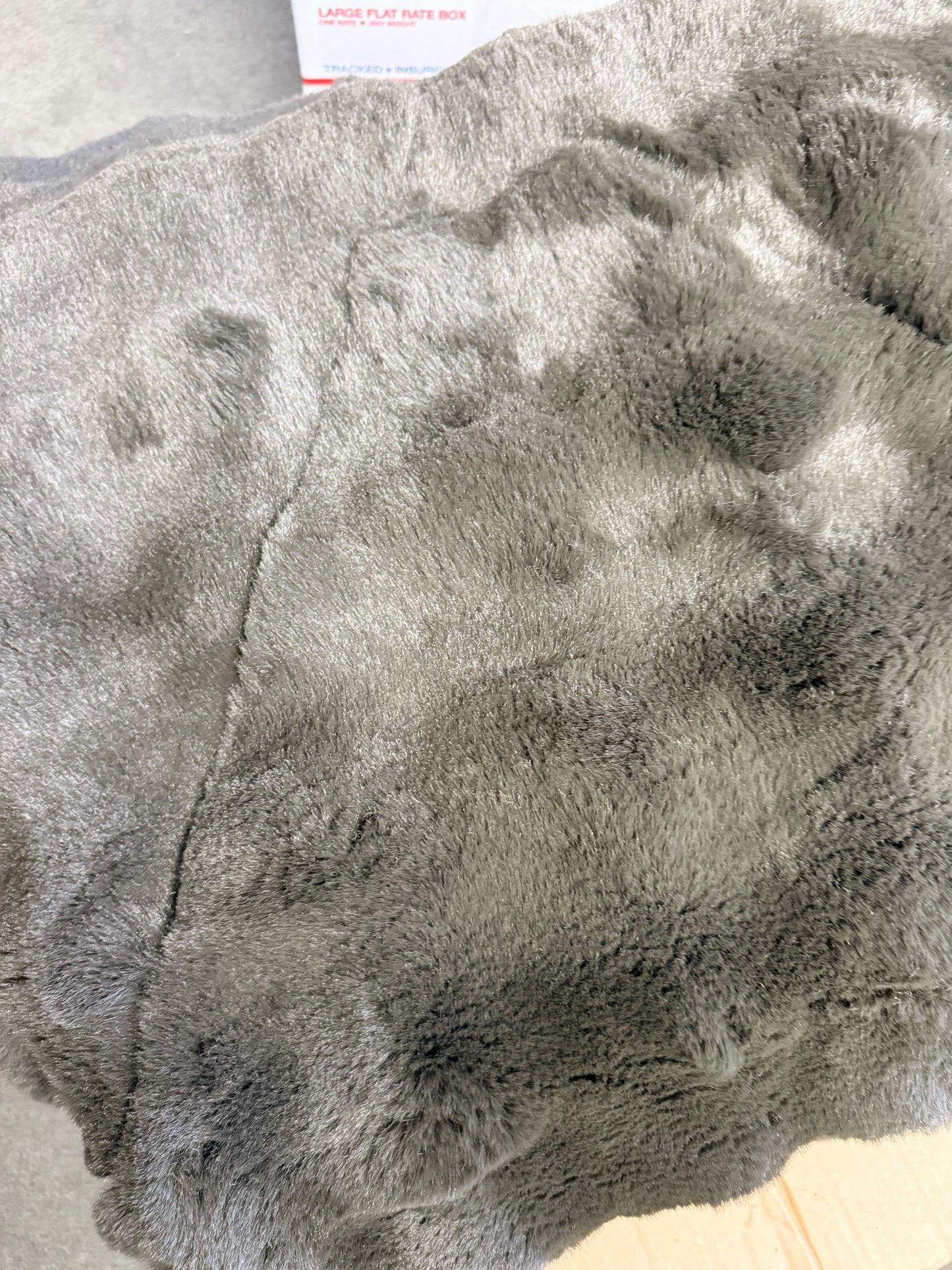 JC4152 Footsac Blanket: Espresso Sand Sculpted Phur